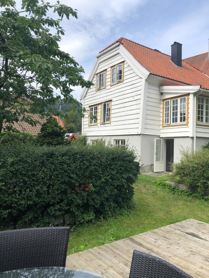 Stryn - House By The River Exterior photo